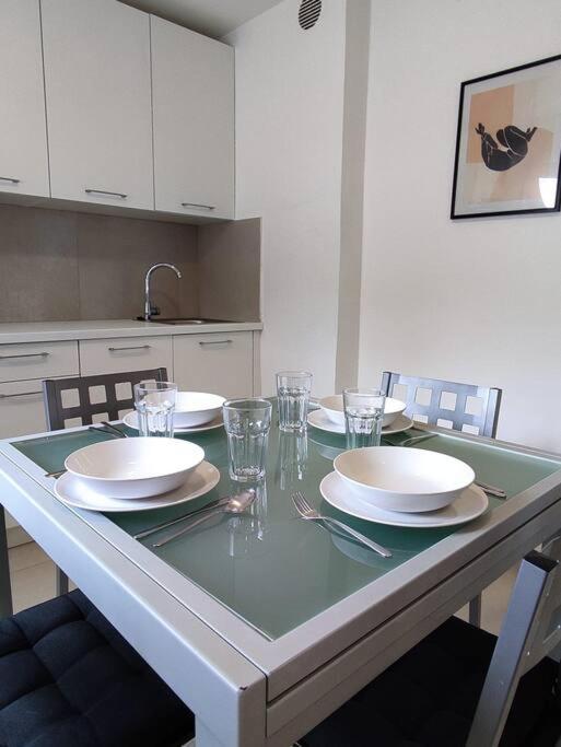 Udoban Stan Sa Terasom U Mirnom Okruzenju Apartment ซาเกร็บ ภายนอก รูปภาพ